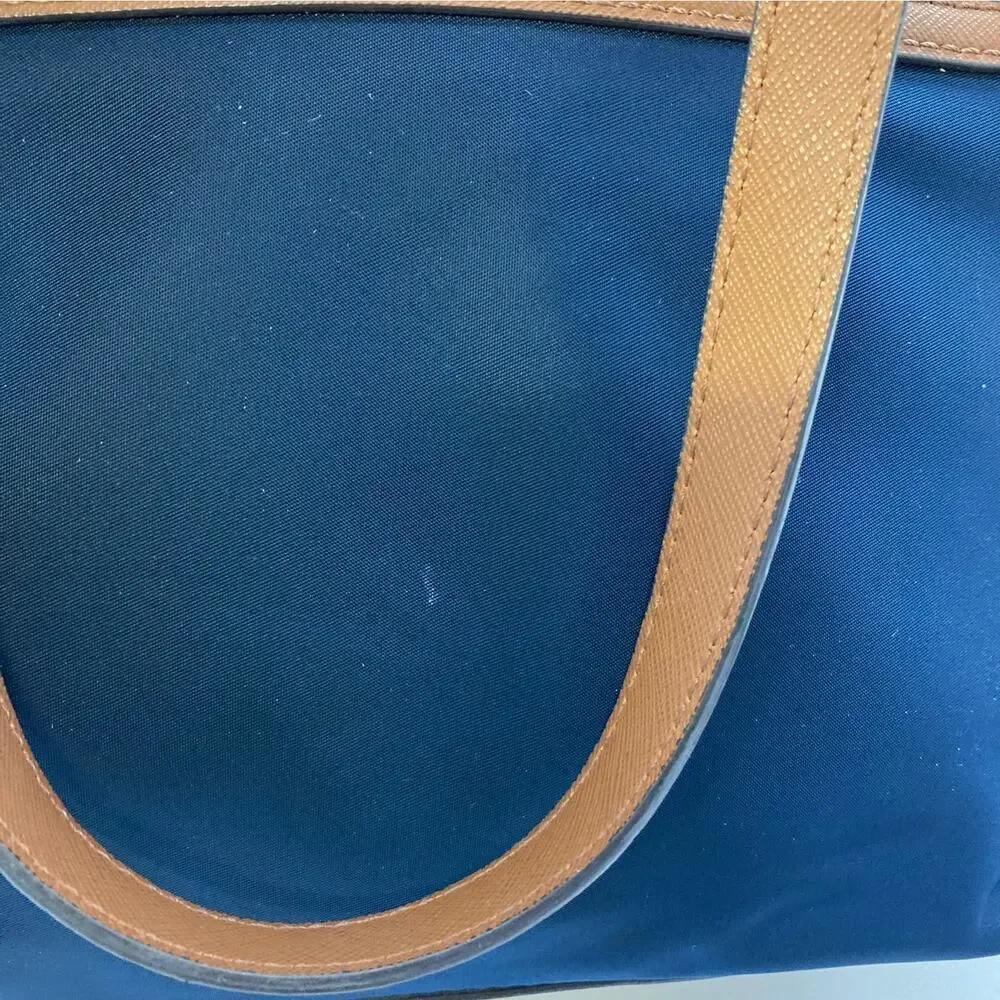MICHAEL KORS, NAVY BLUE, BROWN LEATHER SHOULDER BAG
